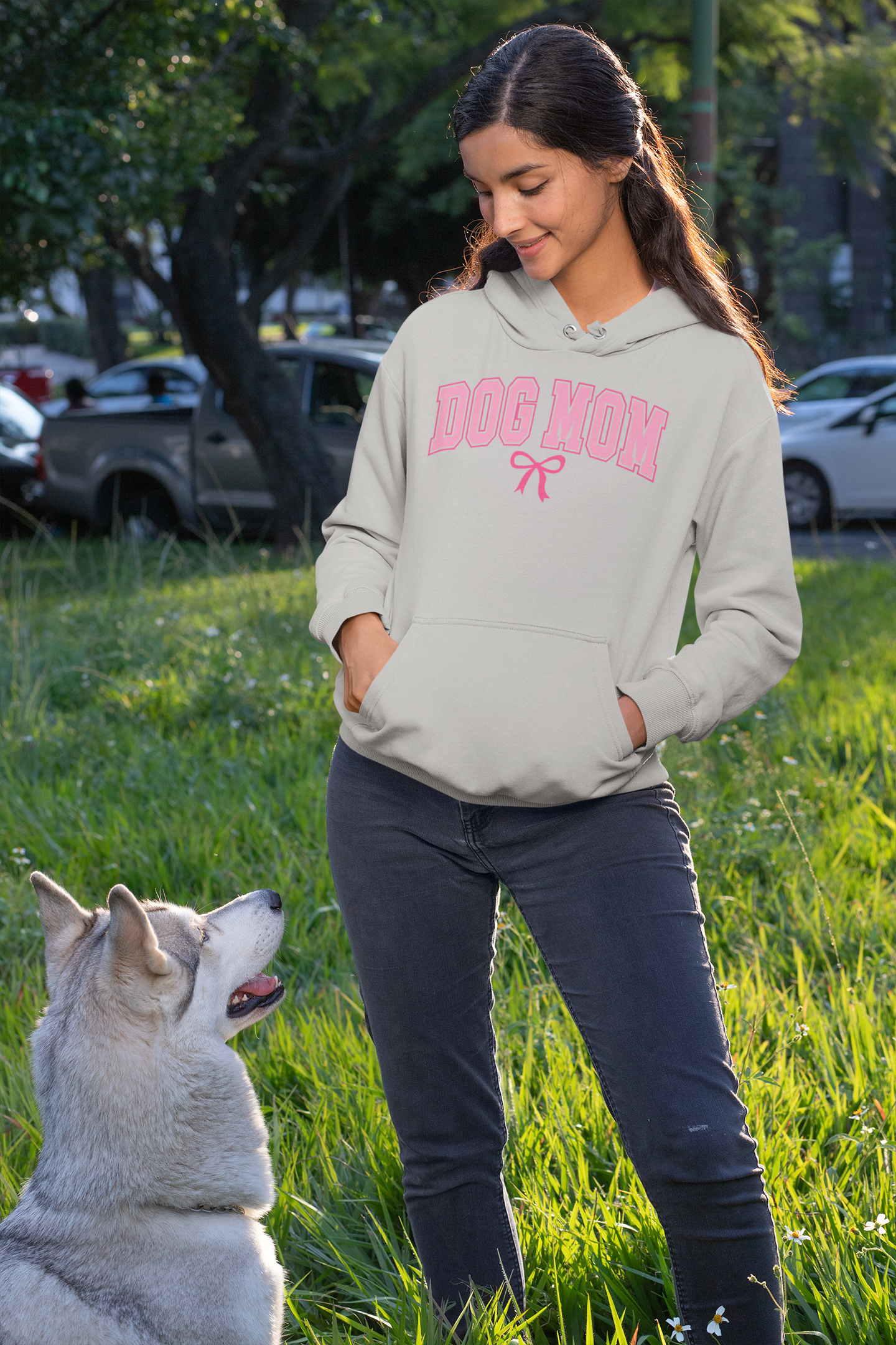 Dog Mom Hoodie – Cozy Gift for Dog Lovers, Pet Owners & Shih Tzu Moms